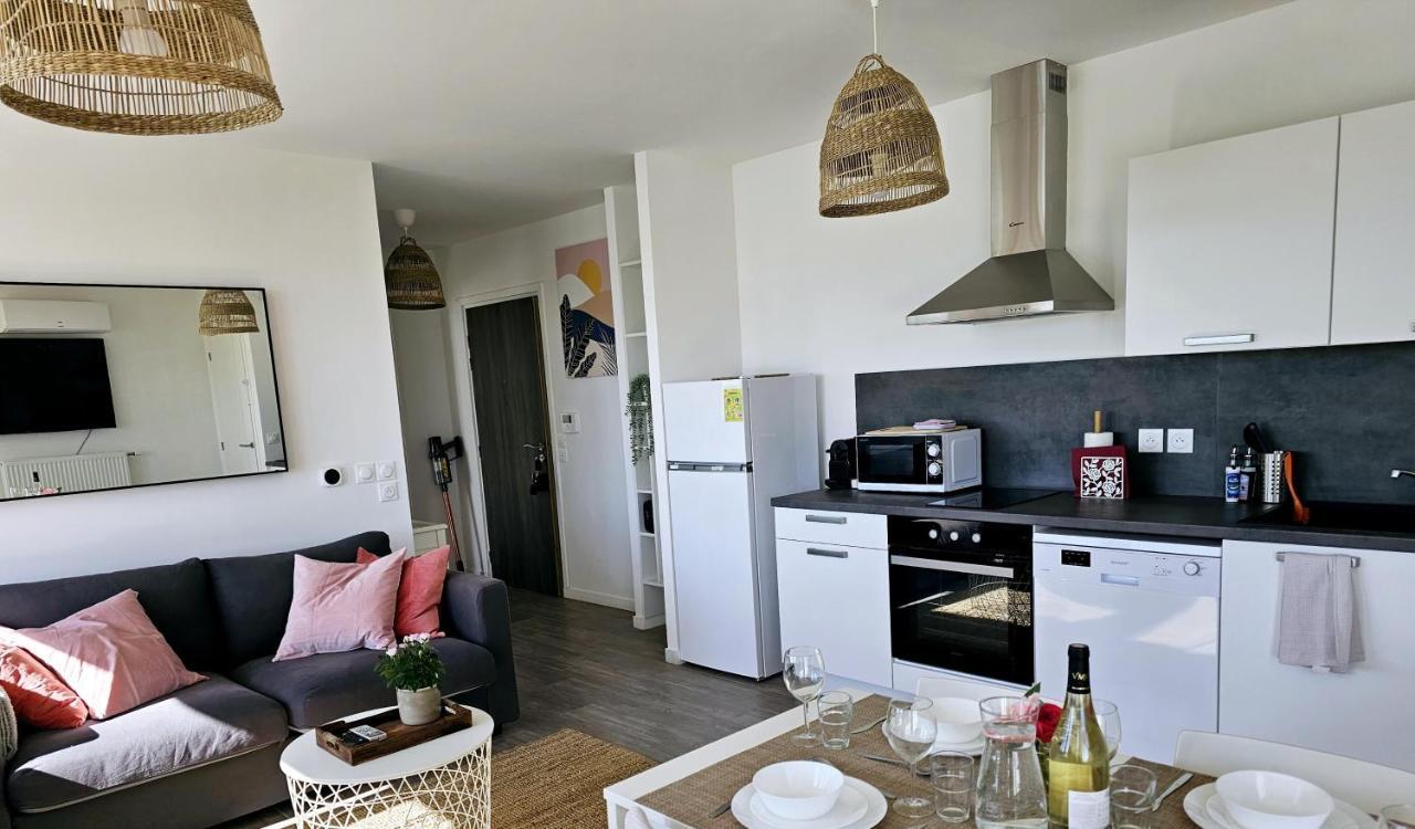 Lakeside Provence - Appartement 4 Etoiles Face Au Lac De モントゥー エクステリア 写真
