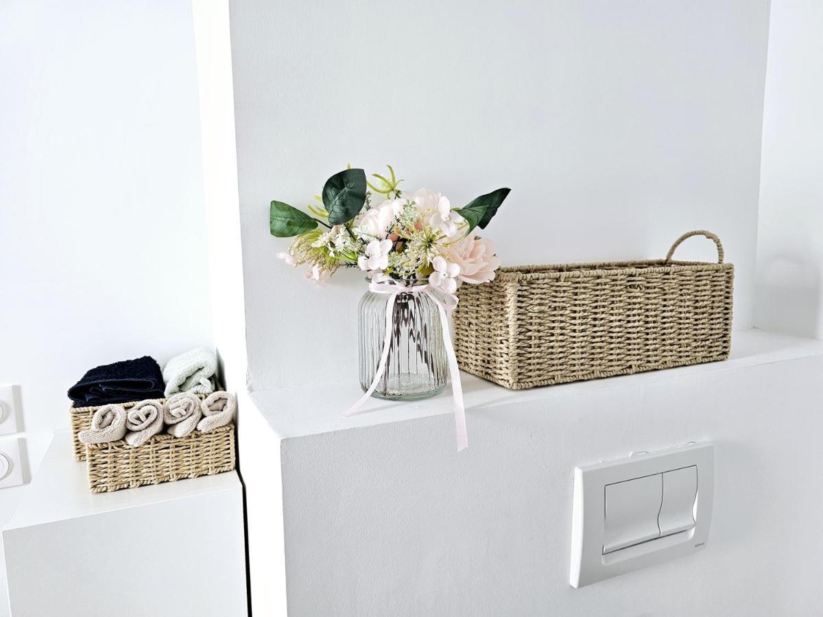 Lakeside Provence - Appartement 4 Etoiles Face Au Lac De モントゥー エクステリア 写真