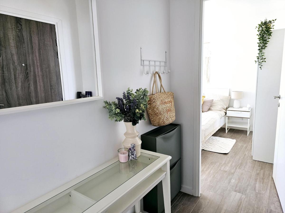 Lakeside Provence - Appartement 4 Etoiles Face Au Lac De モントゥー エクステリア 写真