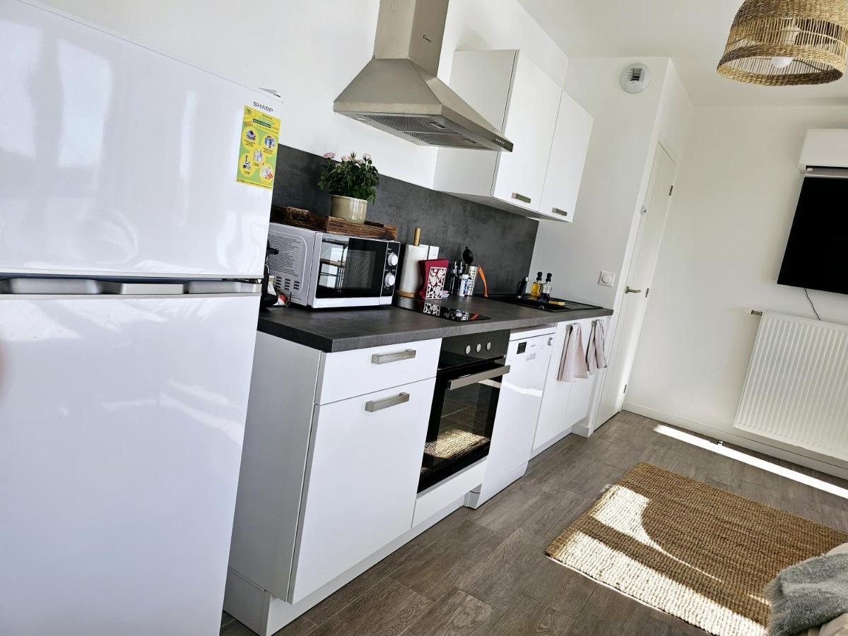Lakeside Provence - Appartement 4 Etoiles Face Au Lac De モントゥー エクステリア 写真