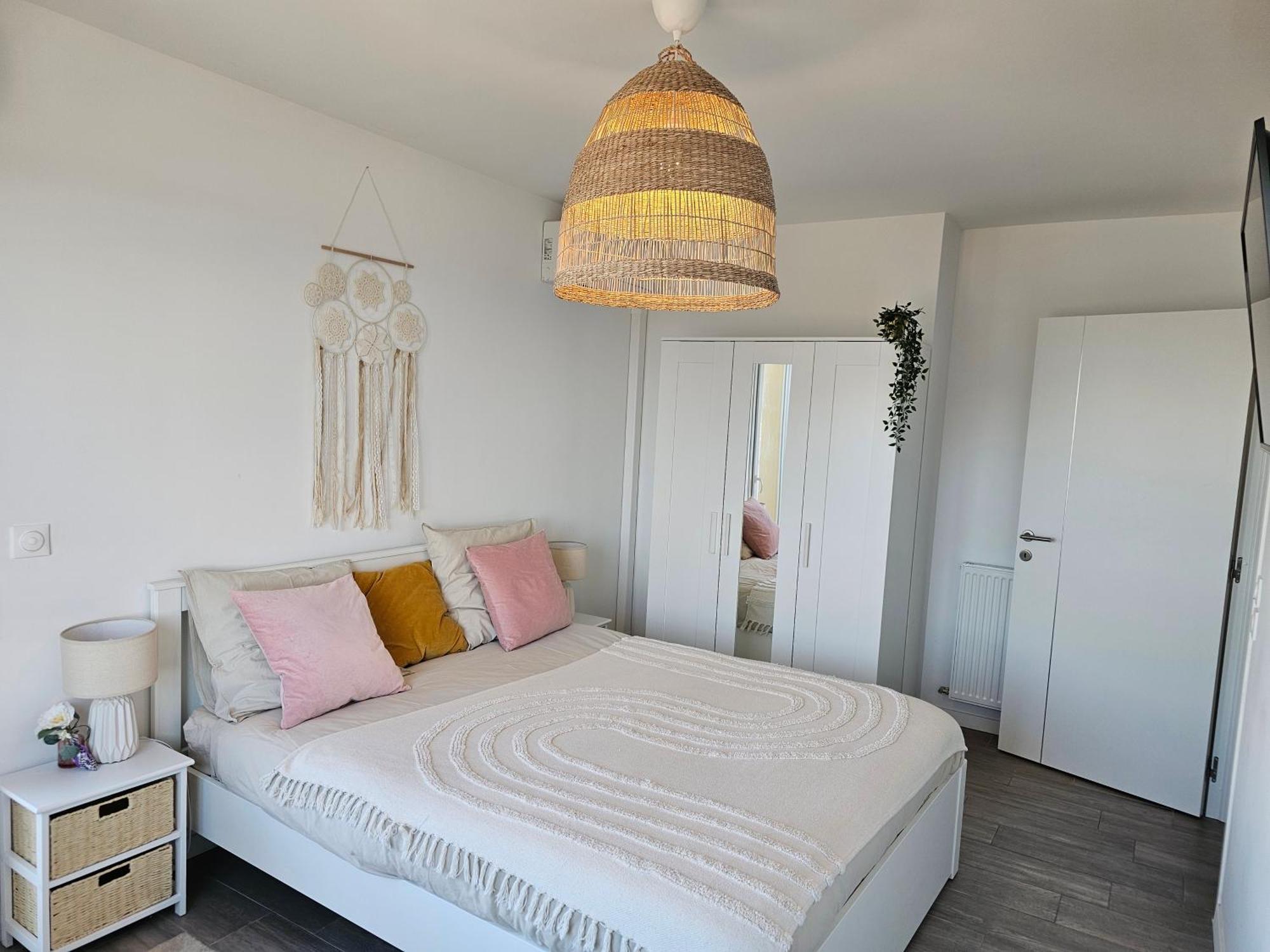 Lakeside Provence - Appartement 4 Etoiles Face Au Lac De モントゥー エクステリア 写真